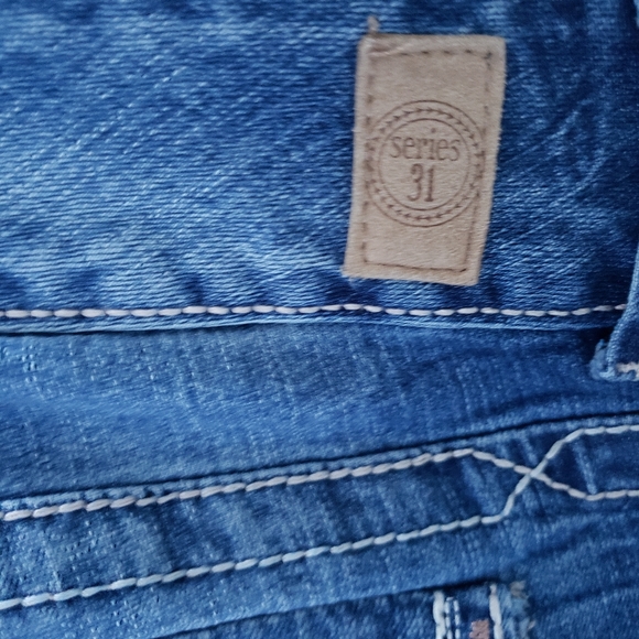 Series 31 jean capri - Picture 4 of 4